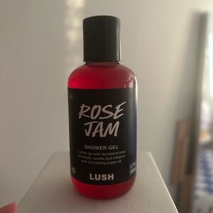 Lush Rose Jam Shower Gel - Red